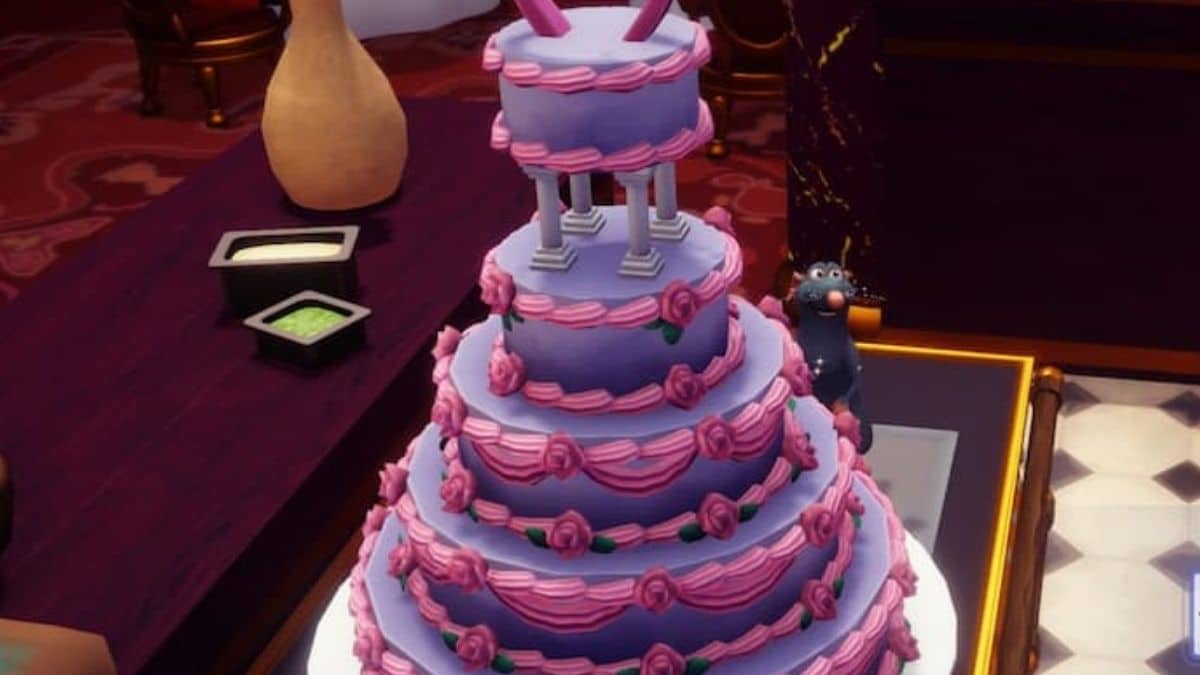 Disney Dreamlight Valley Wedding Cake (1)